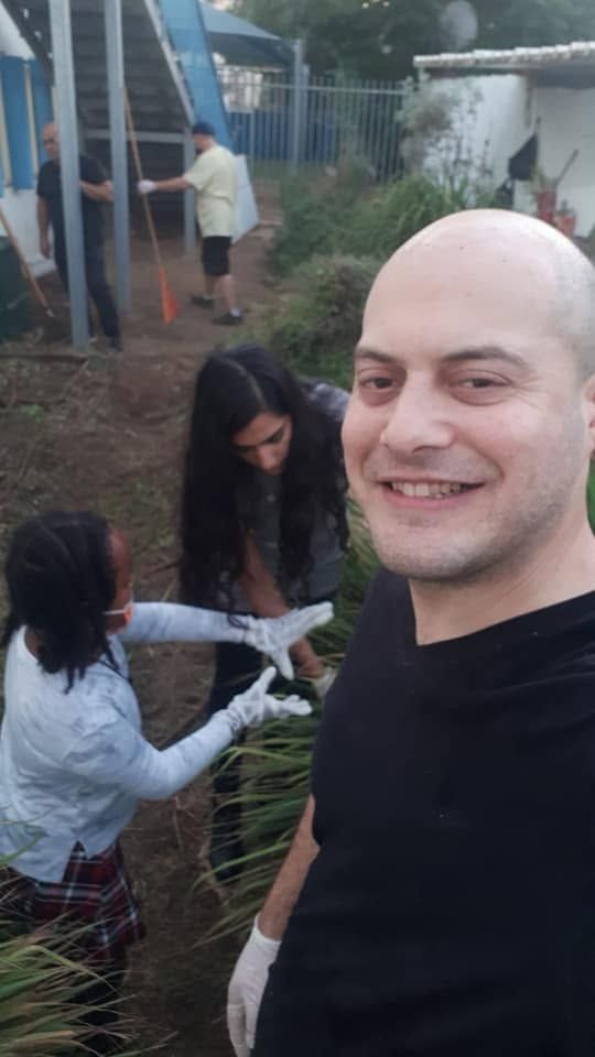 מאמני סטנדרט מחדשים את גינת הירק ב"בית לגדול טוב", מתנ"ס יוספטל פתח תקווה, אוקטובר 2021