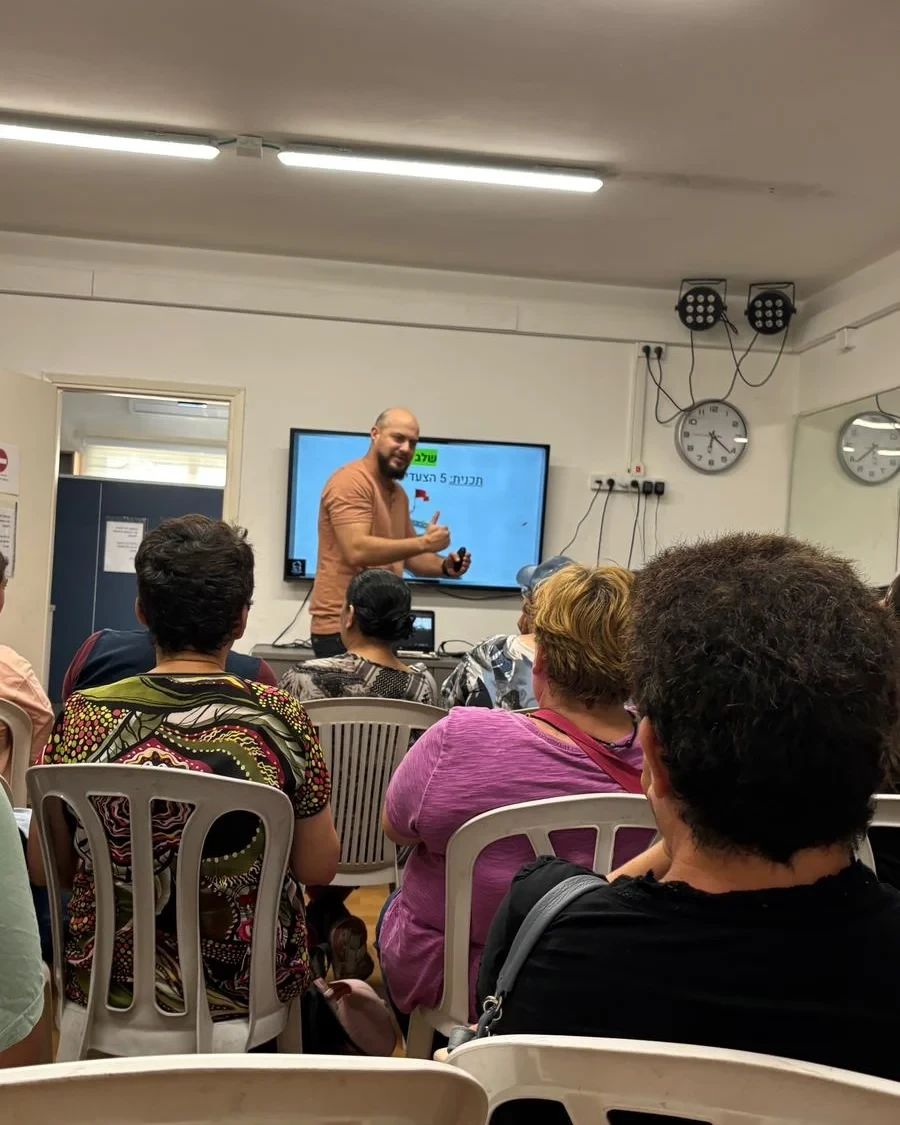 ערב התנדבות בקהילה של מאמני סטנדרט